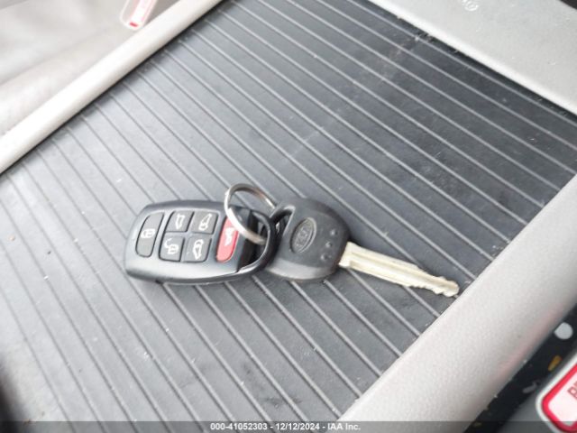 KNDMH4C71E6536535 KIA SEDONA EX