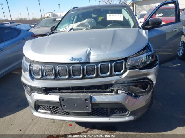 3C4NJDCB0NT222734 Jeep Compass Limited 4x4