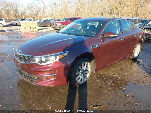KIA OPTIMA EX 2017 5XXGU4L37HG144722 Image 2