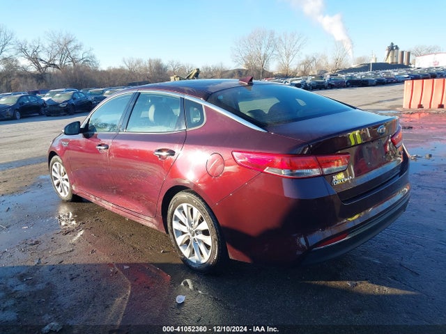KIA OPTIMA EX 2017 5XXGU4L37HG144722 Image 3
