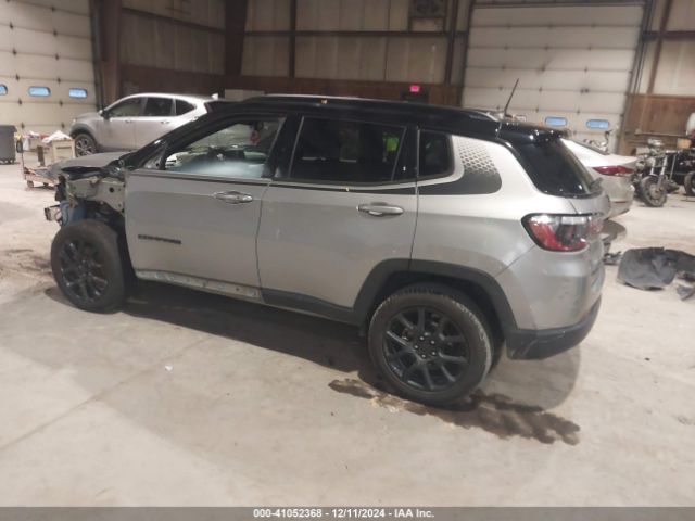 2022 JEEP COMPASS 3C4NJDBB6NT197114 Photo 2
