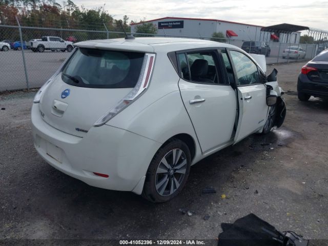 1N4AZ0CP1FC325675 Nissan Leaf Sl
