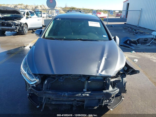 Hyundai SONATA ECO 2018 5NPE24AA1JH724167 Image 13