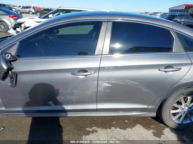 Hyundai SONATA ECO 2018 5NPE24AA1JH724167 Image 15