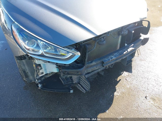 Hyundai SONATA ECO 2018 5NPE24AA1JH724167 Image 19