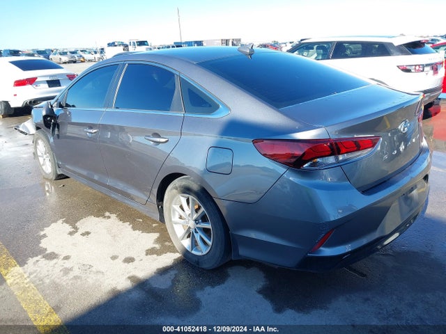 Hyundai SONATA ECO 2018 5NPE24AA1JH724167 Image 3