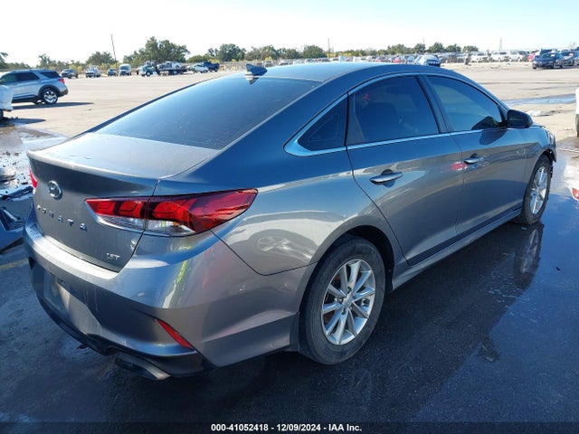 Hyundai SONATA ECO 2018 5NPE24AA1JH724167 Image 4