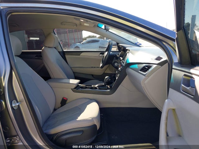 Hyundai SONATA ECO 2018 5NPE24AA1JH724167 Image 5