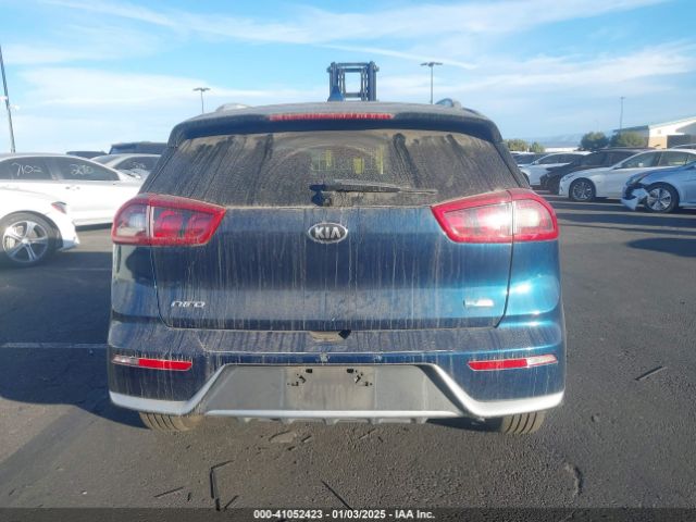 KNDCB3LC9J5211121 KIA NIRO LX