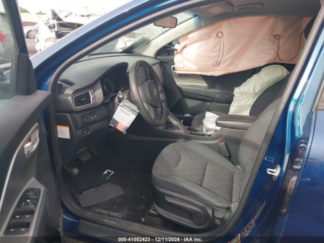 KNDCB3LC9J5211121 KIA NIRO LX