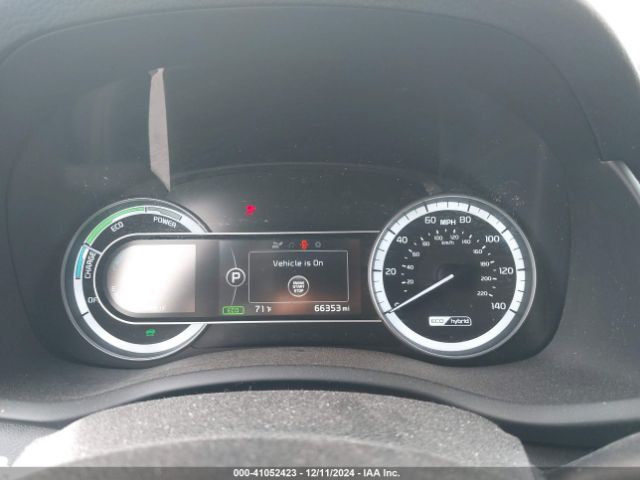 KNDCB3LC9J5211121 KIA NIRO LX