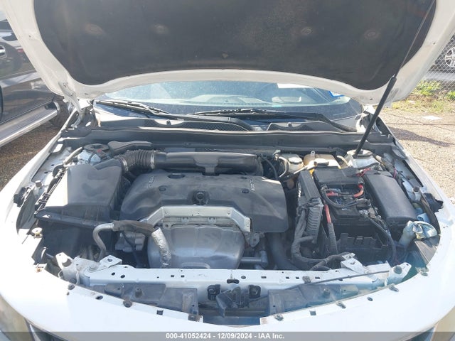 Chevrolet IMPALA 1LT 2016 2G1105SA7G9177046 Image 10