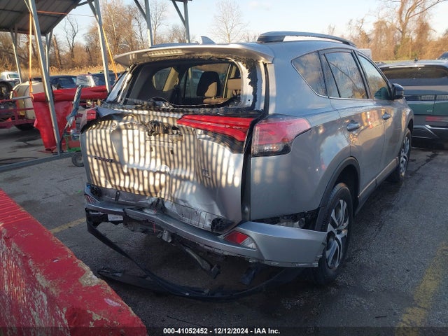 Toyota RAV4 LE 2017 2T3BFREV3HW587060 Image 18