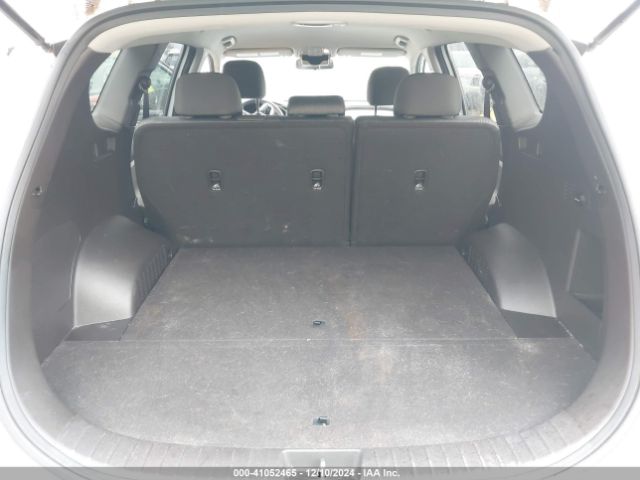 5NMS23AD7LH151279 Hyundai Santa Fe Se