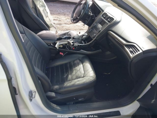 3FA6P0H9XER338317 Ford FUSION SE
