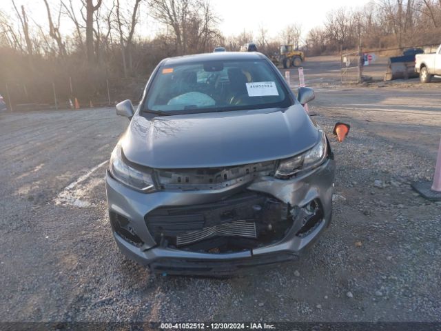 3GNCJKSB7LL306048 Chevrolet Trax Fwd Ls