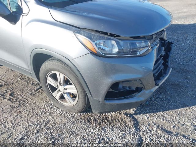3GNCJKSB7LL306048 Chevrolet Trax Fwd Ls