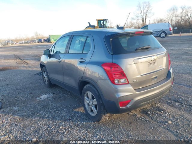 3GNCJKSB7LL306048 Chevrolet Trax Fwd Ls