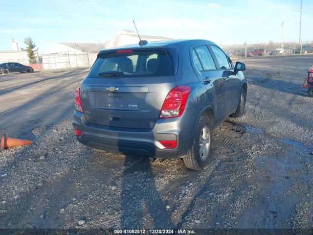 3GNCJKSB7LL306048 Chevrolet Trax Fwd Ls