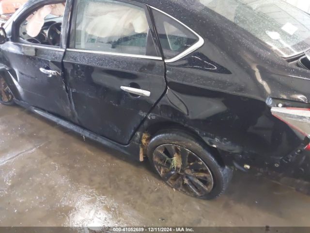 3N1CB7AP4HY275628 Nissan Sentra Sr Turbo