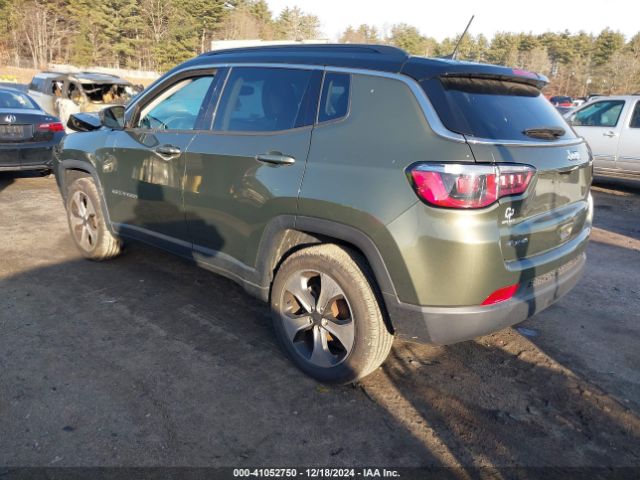3C4NJDBB2JT334592 Jeep Compass Latitude 4x4