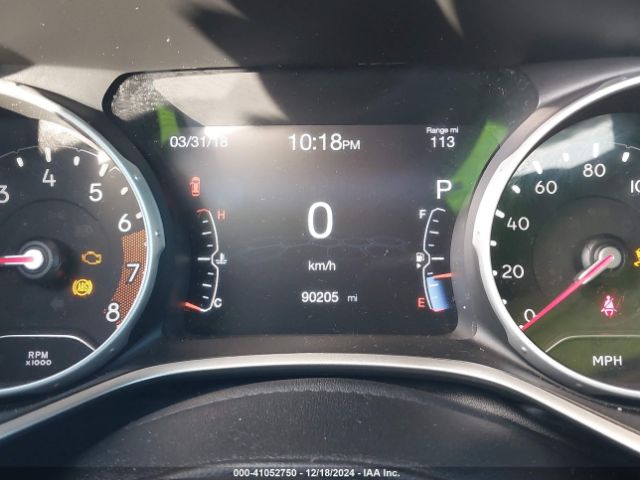 3C4NJDBB2JT334592 Jeep Compass Latitude 4x4