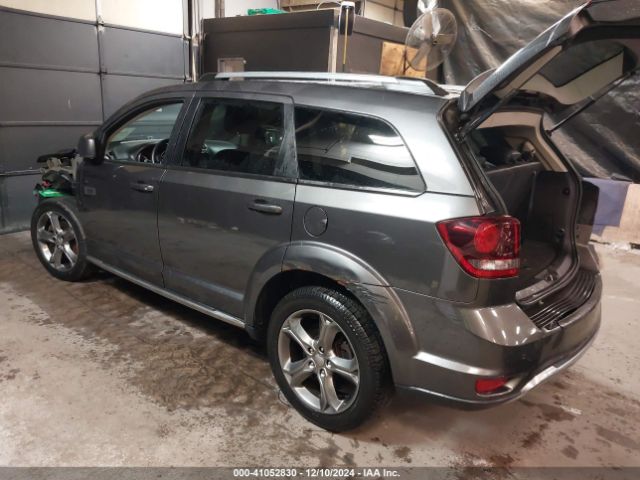 3C4PDCGB9GT215739 Dodge Journey Crossroad Plus
