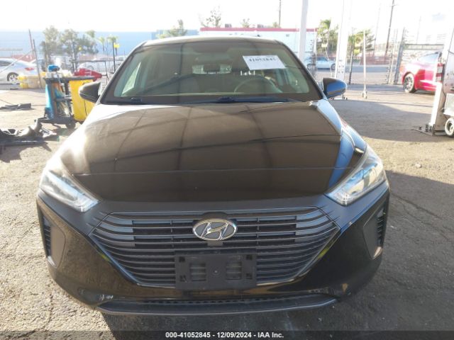 KMHC65LC4HU031041 Hyundai Ioniq Hybrid Blue