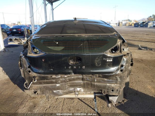 KMHC65LC4HU031041 Hyundai Ioniq Hybrid Blue