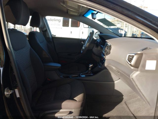KMHC65LC4HU031041 Hyundai Ioniq Hybrid Blue