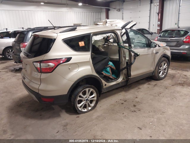 Ford ESCAPE SE 2018 1FMCU0GD6JUA02707 Image 4