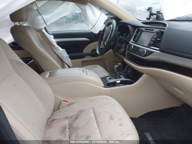 5TDBZRFH9JS879951 Toyota Highlander Le Plus
