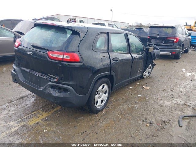1C4PJLAB2EW182740 Jeep Cherokee Sport