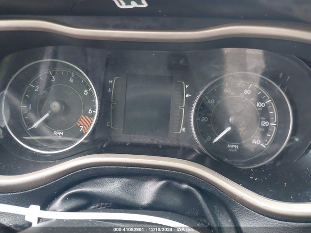 1C4PJLAB2EW182740 Jeep Cherokee Sport