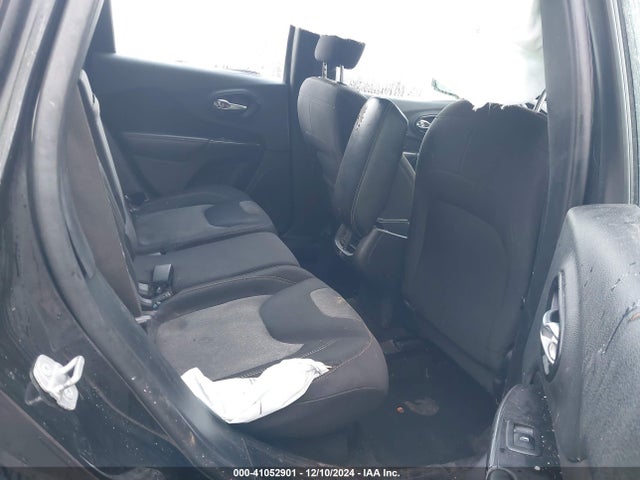 1C4PJLAB2EW182740 Jeep Cherokee Sport