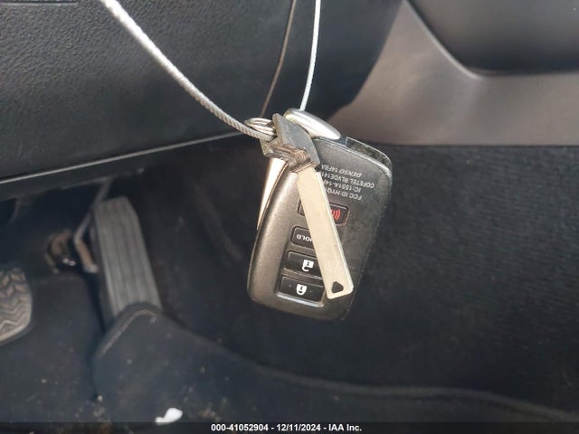 JTHBA1D27G5009815 Lexus IS 200T