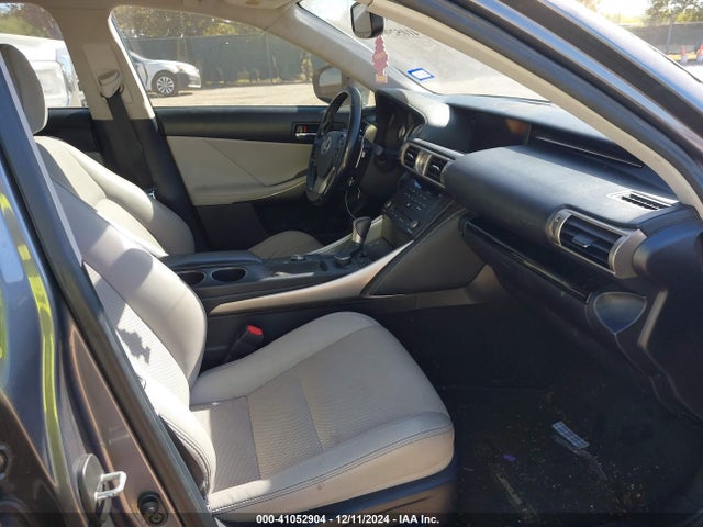 JTHBA1D27G5009815 Lexus IS 200T