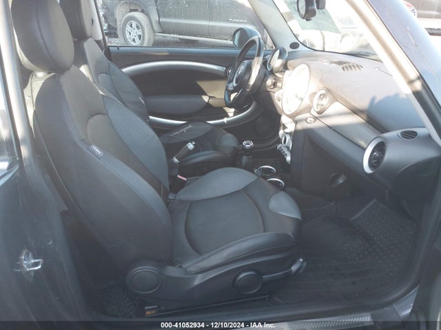 2008 MINI COOPER S WMWMF73528TT91921 Photo 4