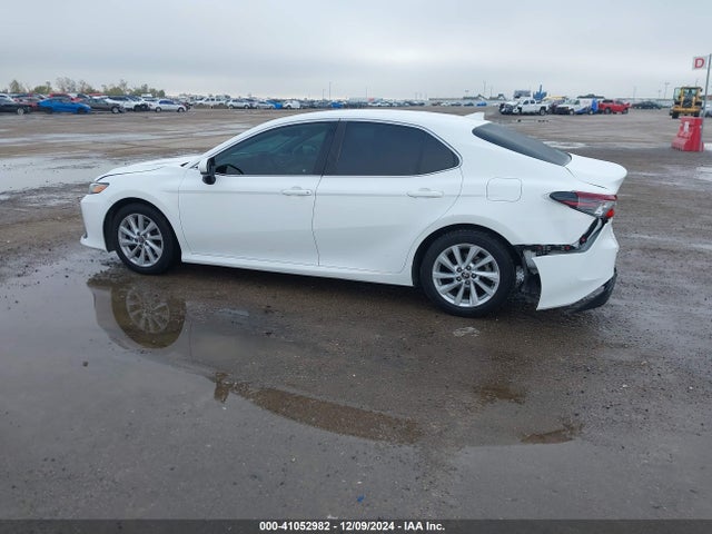 Toyota CAMRY LE 2021 4T1C11AK3MU405683 Image 14