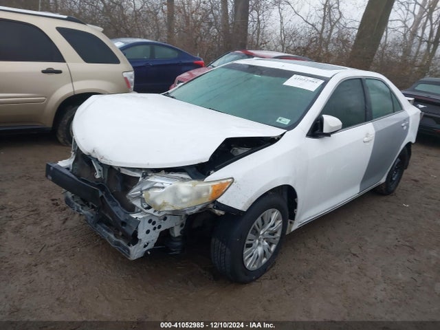 Toyota CAMRY LE 2014 4T1BF1FK3EU338770 Image 2