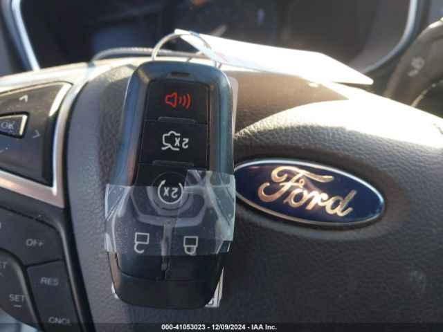 3FA6P0RU9ER256890 Ford Fusion Hybrid Titanium