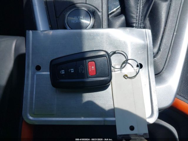 2019 TOYOTA RAV4 2T3J1RFV6KW015531 Photo 10