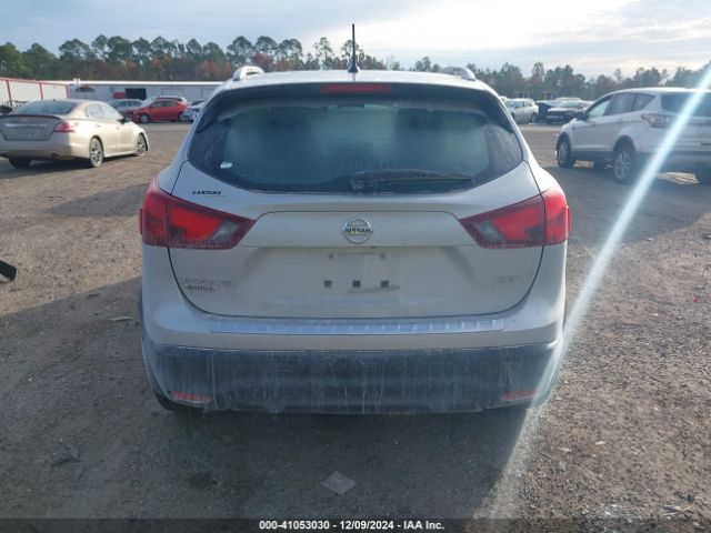 JN1BJ1CP4HW018226 Nissan Rogue Sport Sv