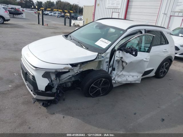 KNDCR3LE4R5149359 KIA NIRO EX
