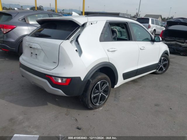 KNDCR3LE4R5149359 KIA NIRO EX