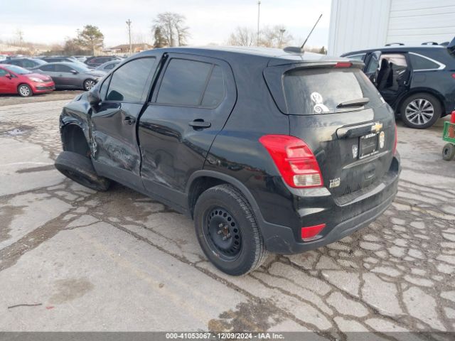 3GNCJKSB6JL173618 Chevrolet TRAX LS