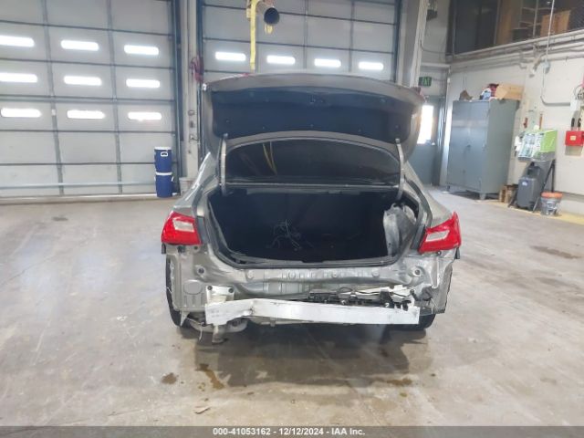 1G1ZD5ST2JF145953 Chevrolet MALIBU LT