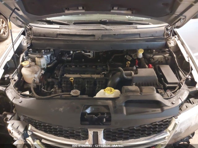 3C4PDCAB8JT448088 Dodge JOURNEY SE