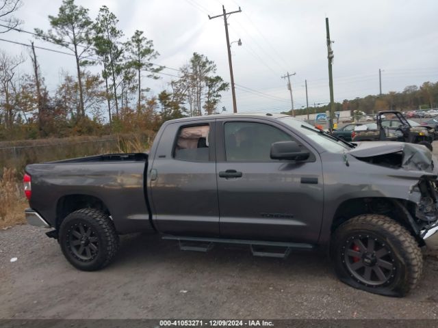 5TFUW5F1XJX696548 Toyota Tundra Sr5 5.7l V8