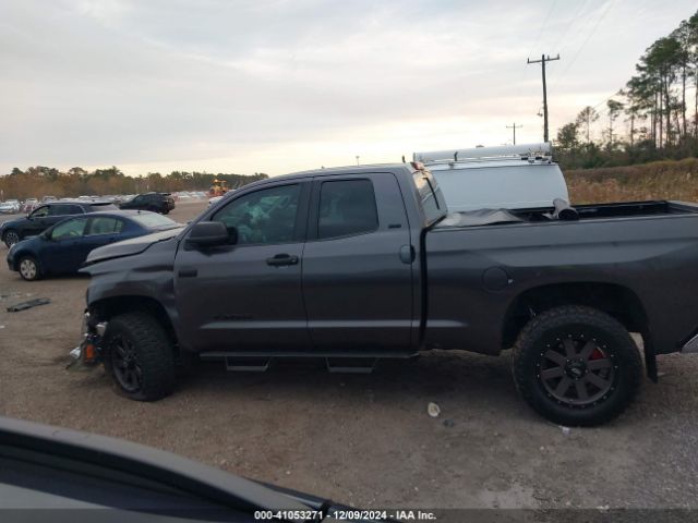 5TFUW5F1XJX696548 Toyota Tundra Sr5 5.7l V8